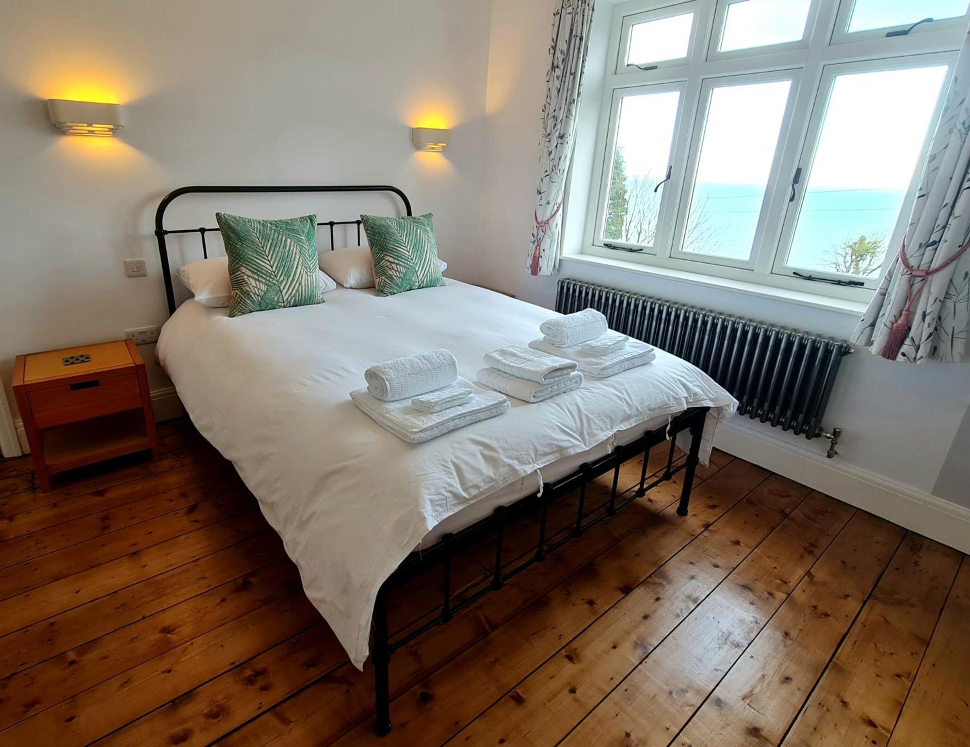 Newberry Wood Guesthouse Илфракомб Стая снимка