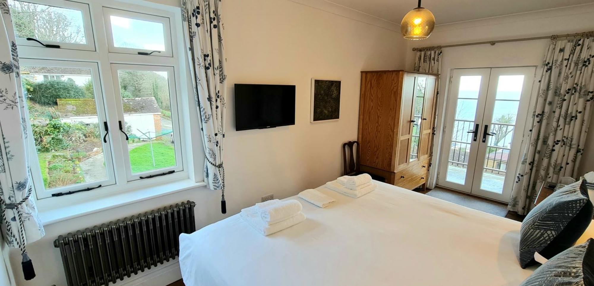Newberry Wood Guesthouse Илфракомб Екстериор снимка